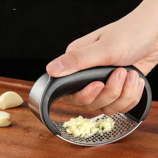 Manual Garlic Mincer Stainless Steel Garlic Press Crusher Chopping Garlic Tool Fruit Vegetable Tools Kitchen Accessories Gadget